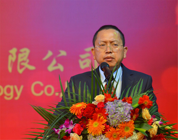 草莓视频成人污塑胶