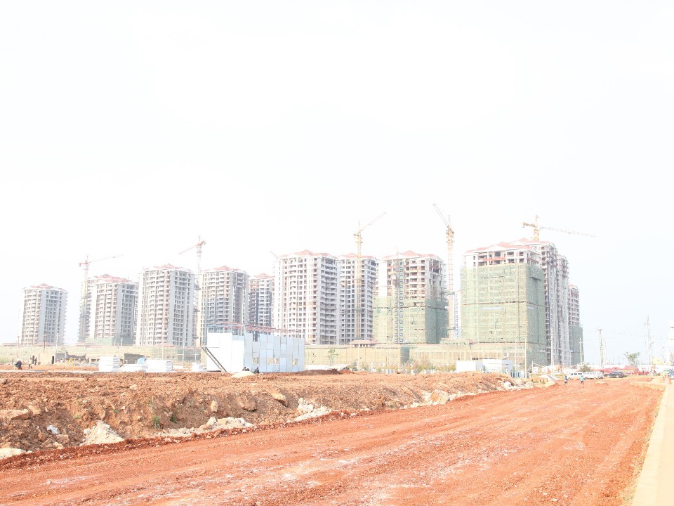 草莓视频成人污塑胶携手丽江市市政PE管批发案例