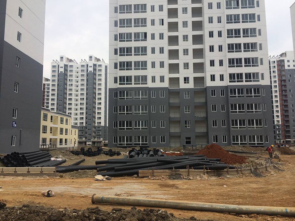 草莓视频成人污塑胶携手云南尚景景观园林绿化工程公司采购案例